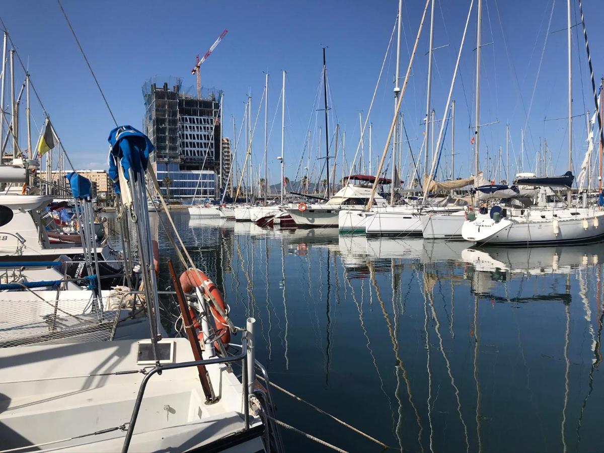 Hospedaje Dado De Baja Badalona Eksteriør billede