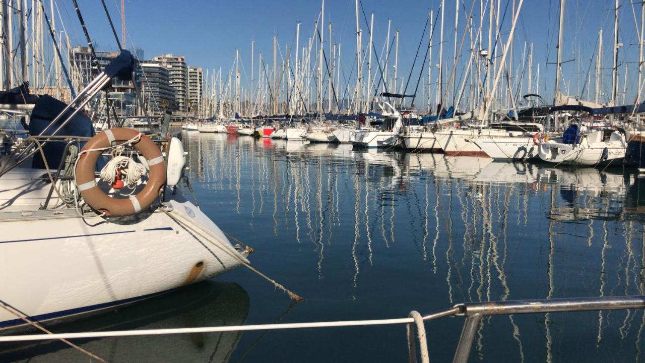 Hospedaje Dado De Baja Badalona Eksteriør billede