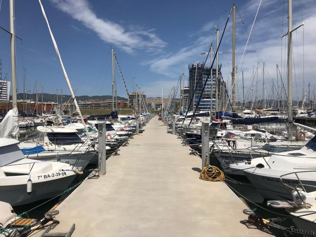 Hospedaje Dado De Baja Badalona Eksteriør billede